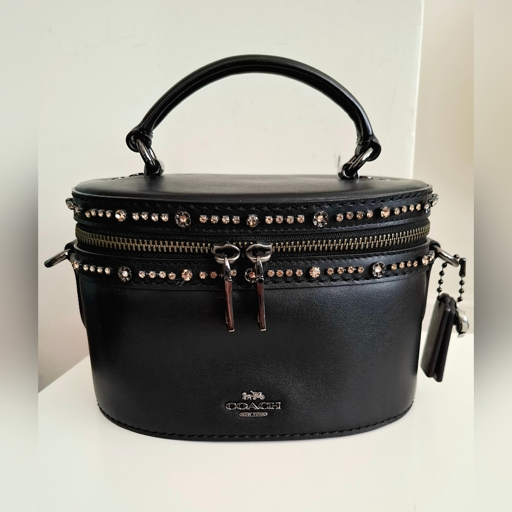 ❤️Coach x Selena Gomez collection Trail Bag With Crystal Embellishment 39292